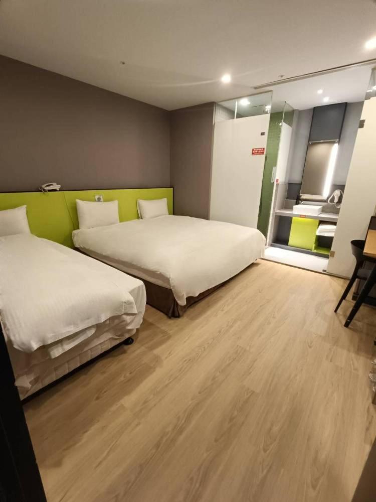 Walker-Taoyuan Hotel Eksteriør billede